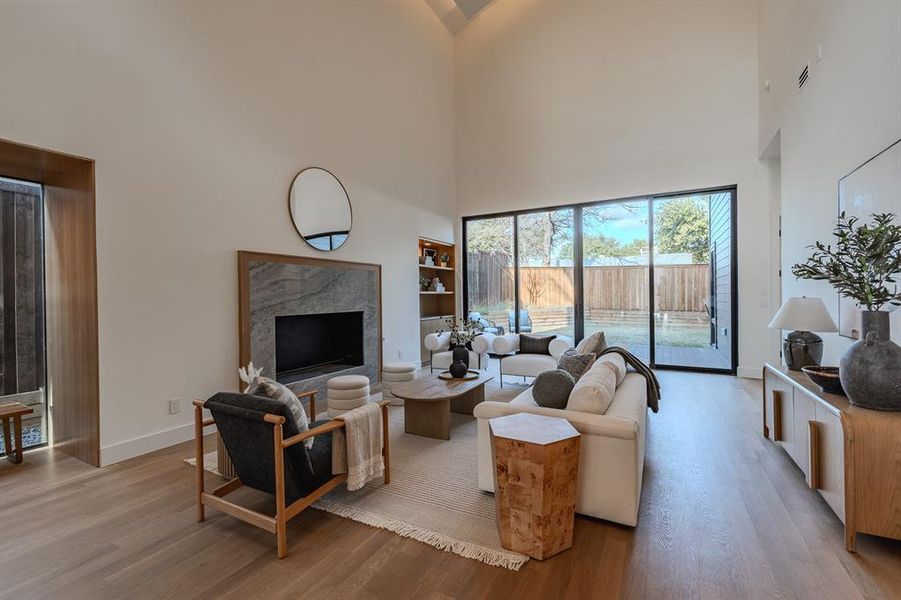 Furnished interior view inside a new home in , Dallas (Image 12).