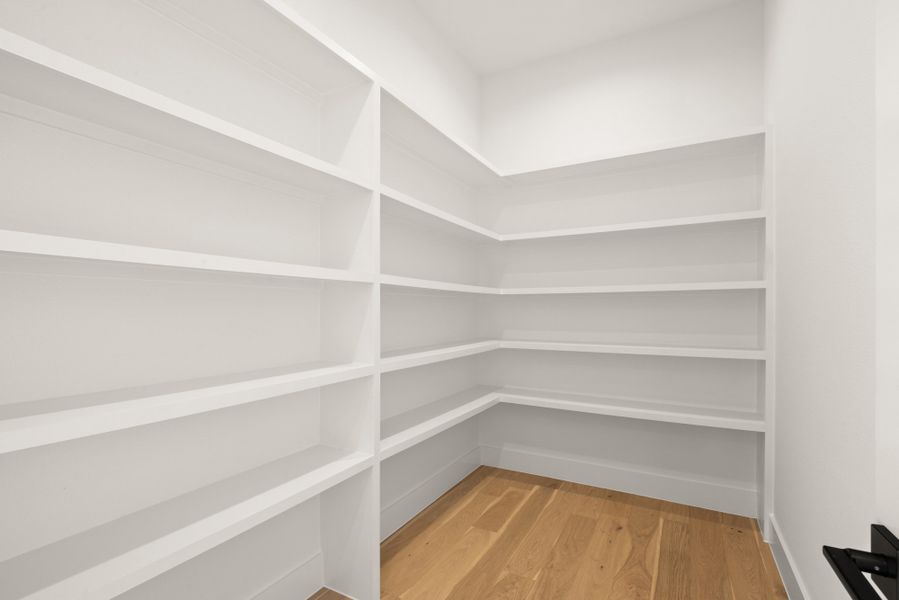 Furnished interior view inside a new home in , Dallas (Image 23). Furnished interior view inside a new home in , Dallas (Image 23).