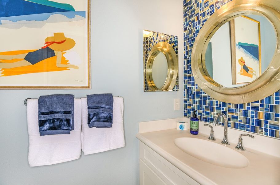 Representative furnished interior of a home built from the Bright Meadow 2 by Neal Communities in Canoe Creek, Parrish (Image 10).