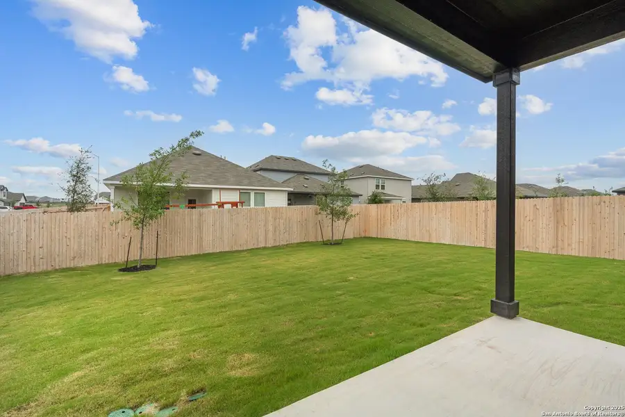 Image 36 of a home in Horizon Ridge. Image 36 of a home in Horizon Ridge.