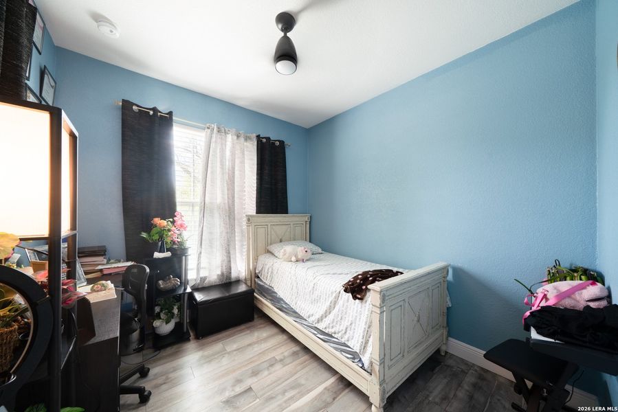 Furnished interior view inside a new home in , Schertz (Image 11).