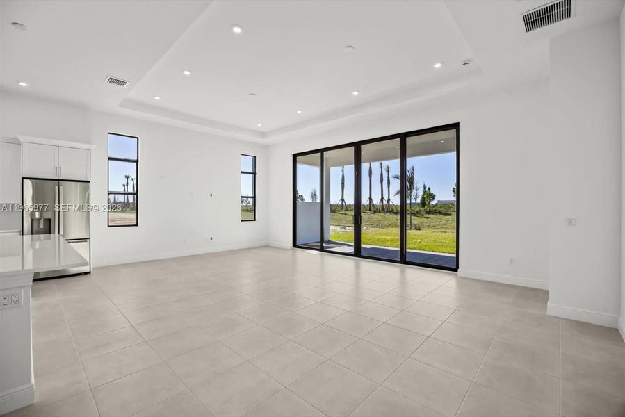 Spacious, unfurnished interior of a new home in , Port St. Lucie (Image 39).