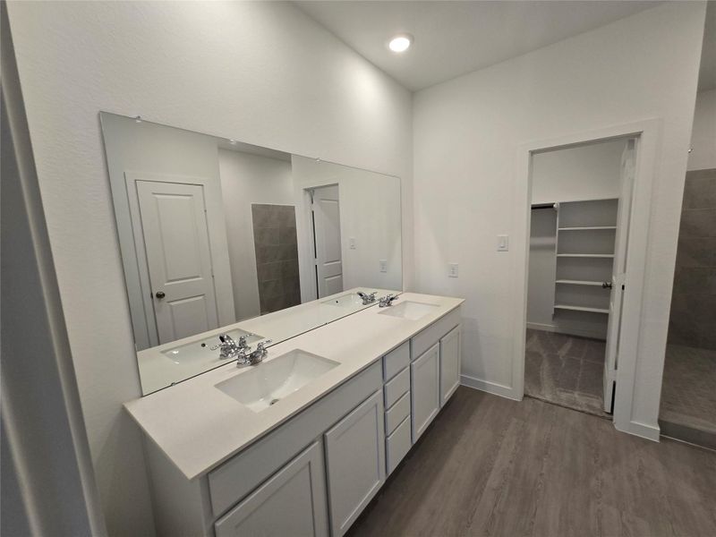 *Not actual home, pictures representative of same floor plan* *Not actual home, pictures representative of same floor plan*