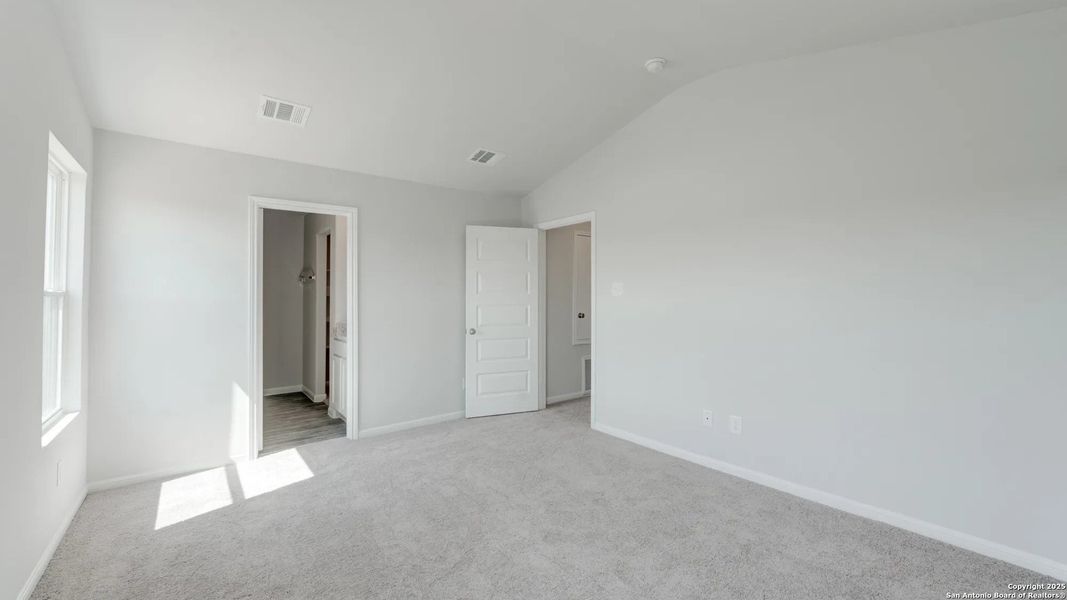 Spacious, unfurnished interior of a new home in Las Colinas, Kenedy (Image 17). Spacious, unfurnished interior of a new home in Las Colinas, Kenedy (Image 17).
