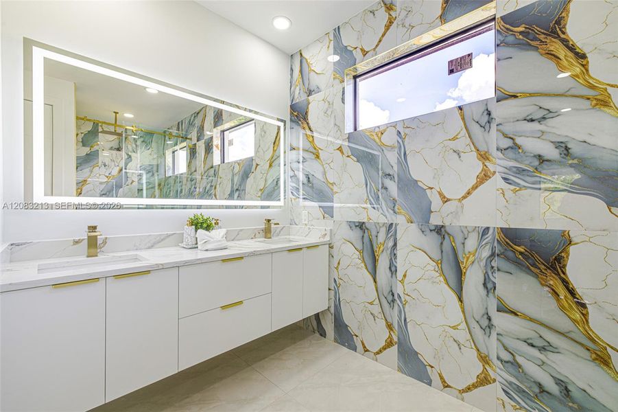 Furnished interior view inside a new home in , Lehigh Acres (Image 14).
