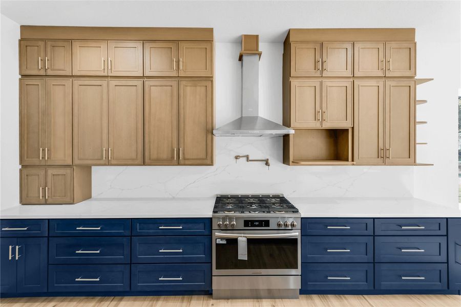 Furnished interior view inside a new home in , Willis (Image 37).