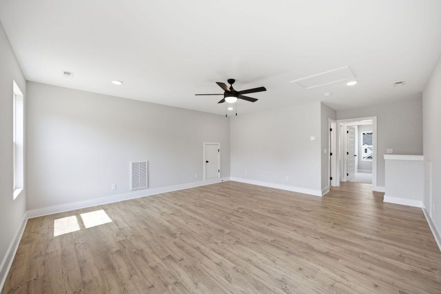 GVP027-1028 Bonus room