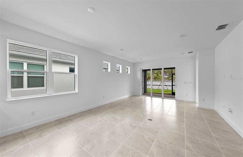 Spacious, unfurnished interior of a new home in Shores at Stillwater, Englewood (Image 21). Spacious, unfurnished interior of a new home in Shores at Stillwater, Englewood (Image 21).