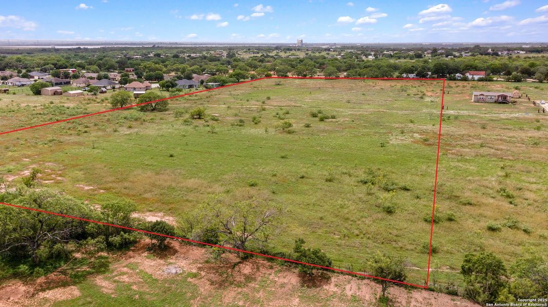 Image 12 of a home in .