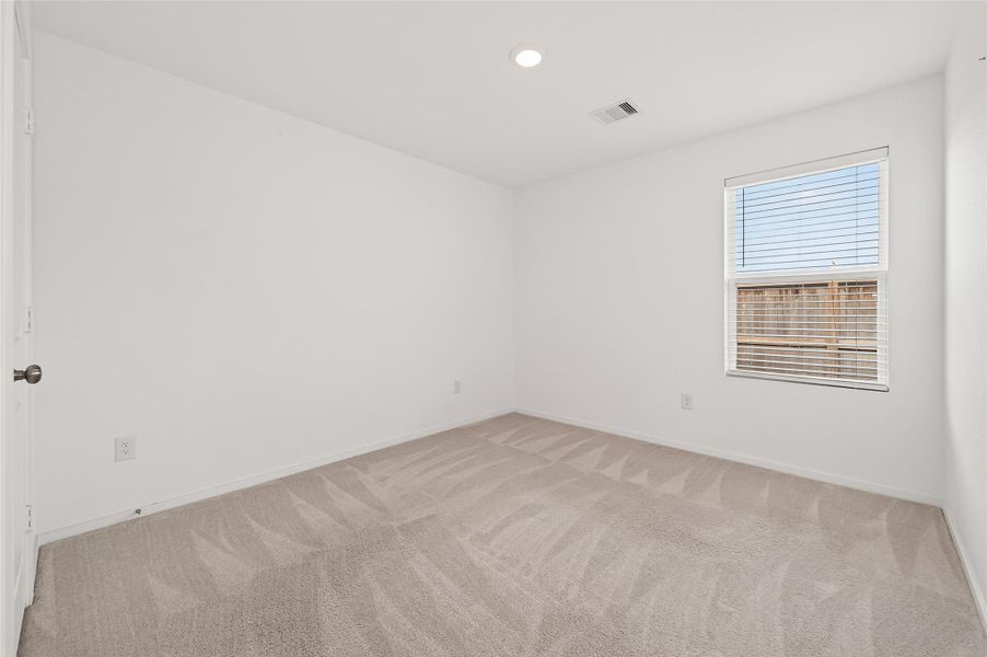 Spacious, unfurnished interior of a new home in Anniston, Katy (Image 28).