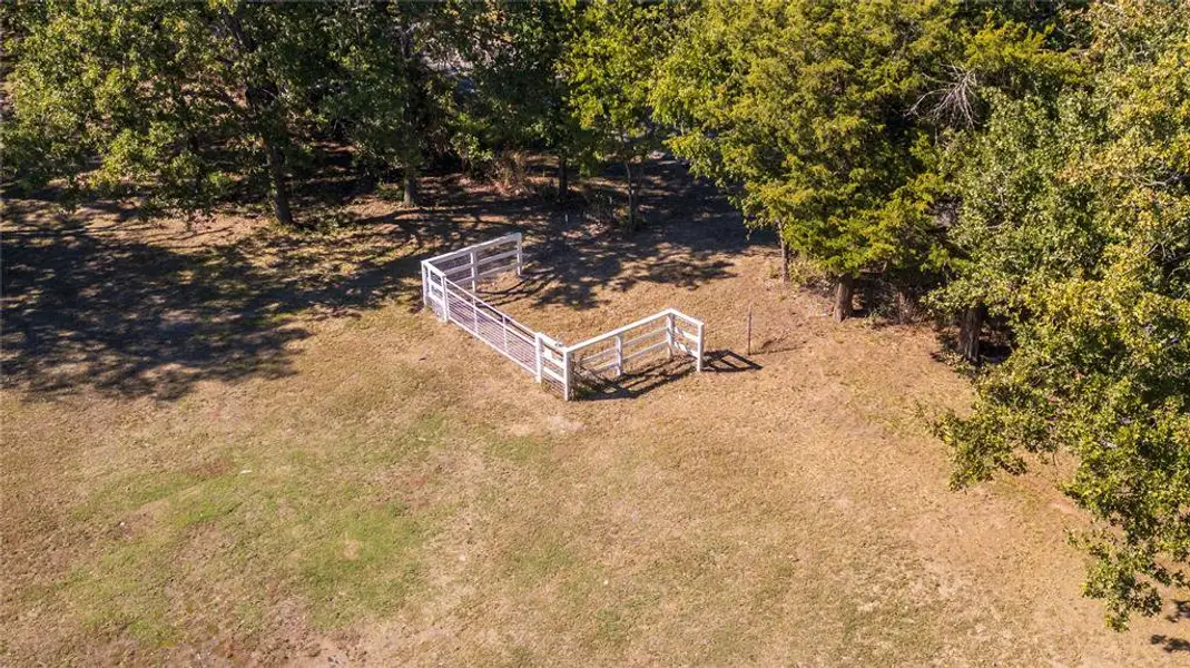 Natural landscape and outdoor views near  in Wills Point (Image 29).