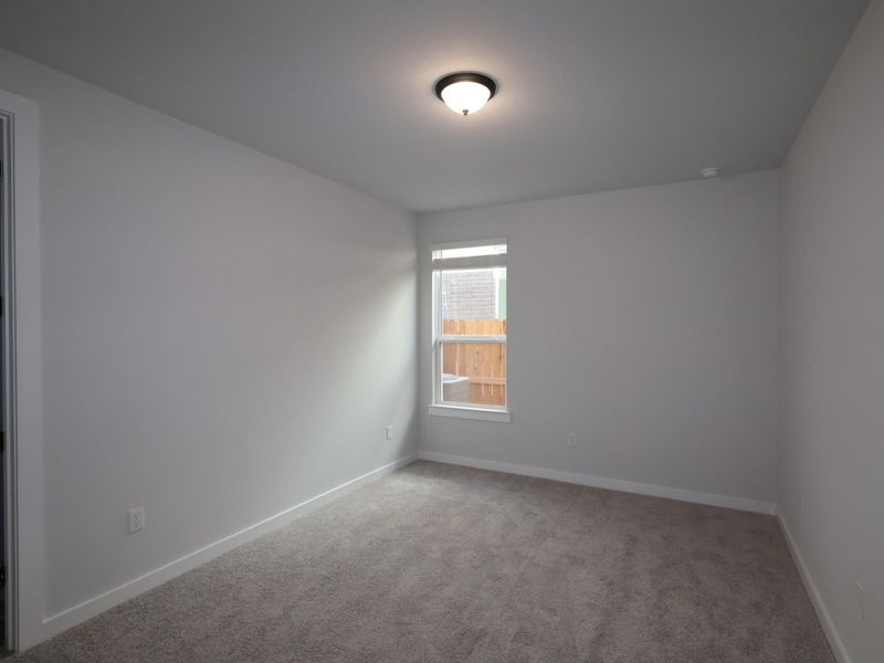 Spacious, unfurnished interior of a new home in Edgewood, Leander (Image 19).