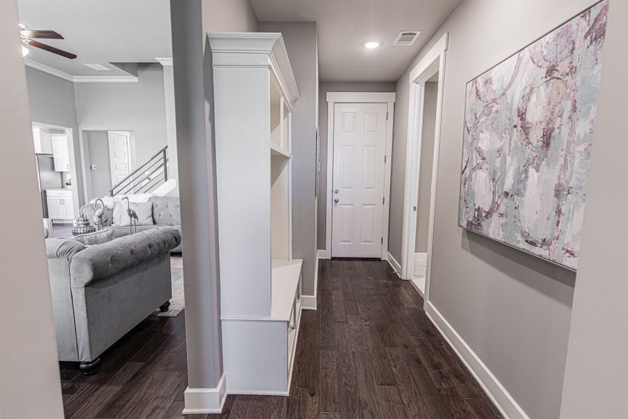 Representative furnished interior of a home built from the Worthington by Grant & Co in White Oak, Arlington (Image 18).