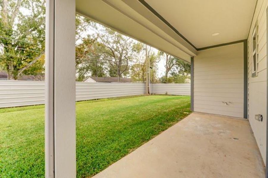 Exterior details and patio area of a home in , League City (Image 3). Exterior details and patio area of a home in , League City (Image 3).