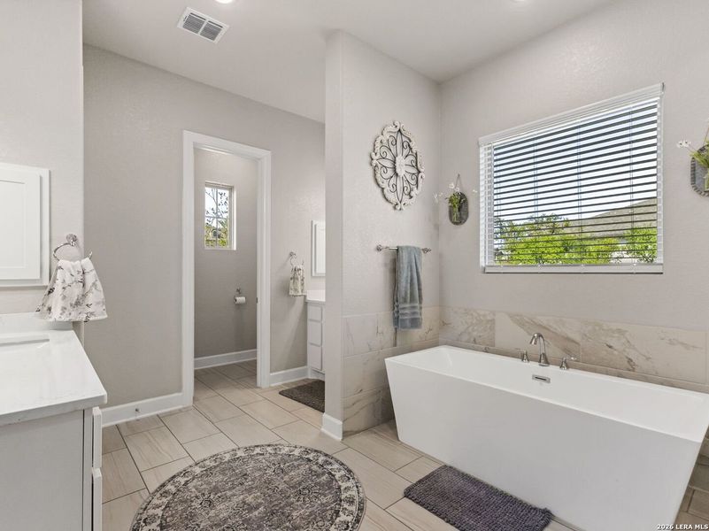 Furnished interior view inside a new home in Potranco Acres, Castroville (Image 29).