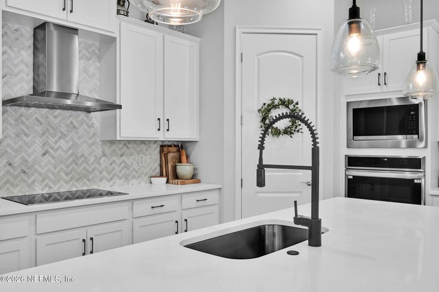 Furnished interior view inside a new home in , Yulee (Image 16).