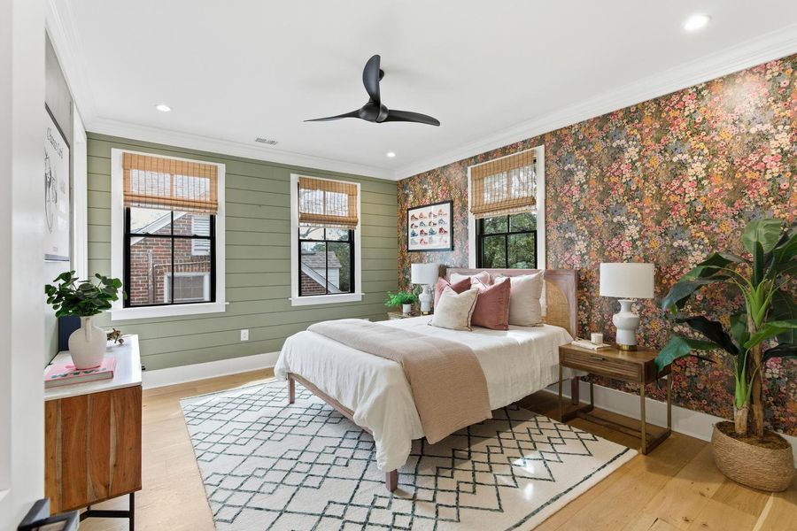 Furnished interior view inside a new home in , Charleston (Image 83).