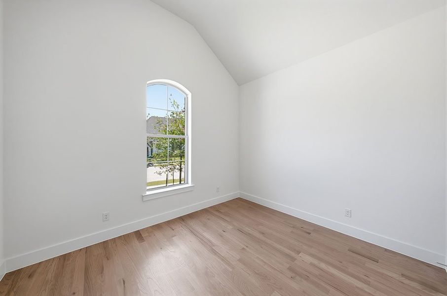 Spacious, unfurnished interior of a new home in Custer Ridge Estates, Allen (Image 20). Spacious, unfurnished interior of a new home in Custer Ridge Estates, Allen (Image 20).