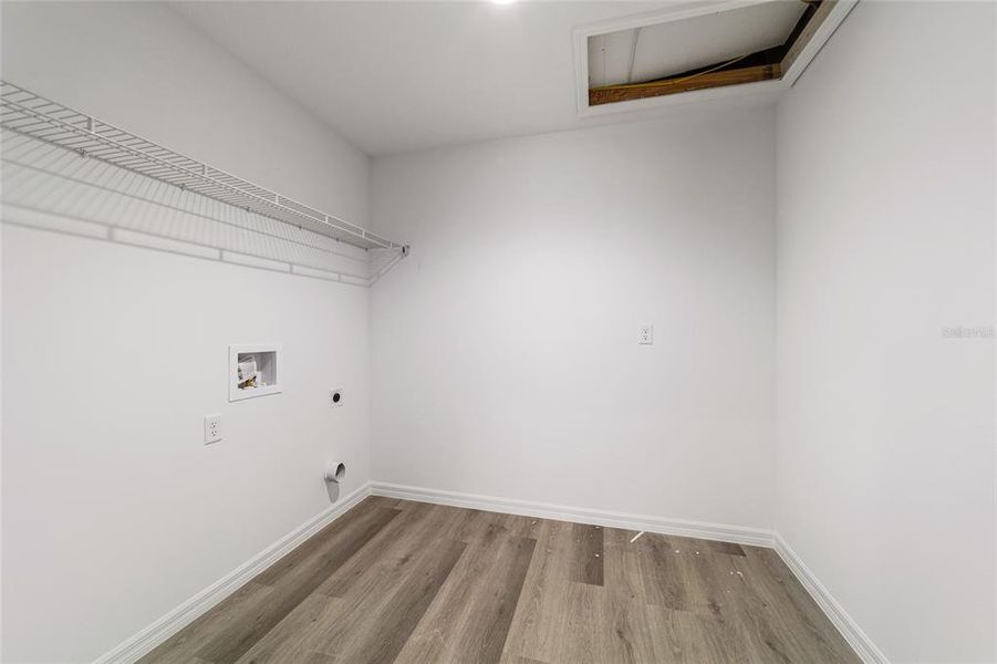 Spacious, unfurnished interior of a new home in , Silver Springs (Image 42).