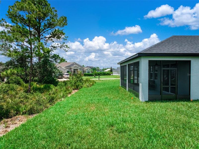 Exterior details and patio area of a home in , Sebring (Image 30).