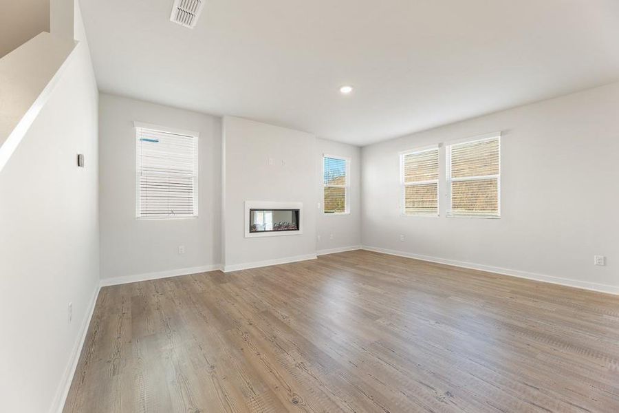 Spacious, unfurnished interior of a new home in Parkview Estates, South Fulton (Image 23). Spacious, unfurnished interior of a new home in Parkview Estates, South Fulton (Image 23).