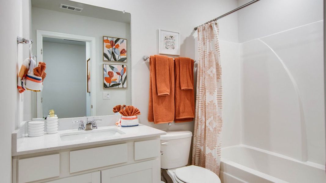 Furnished interior view inside a new home in River Landing Townhomes, Murfreesboro (Image 25). Furnished interior view inside a new home in River Landing Townhomes, Murfreesboro (Image 25).