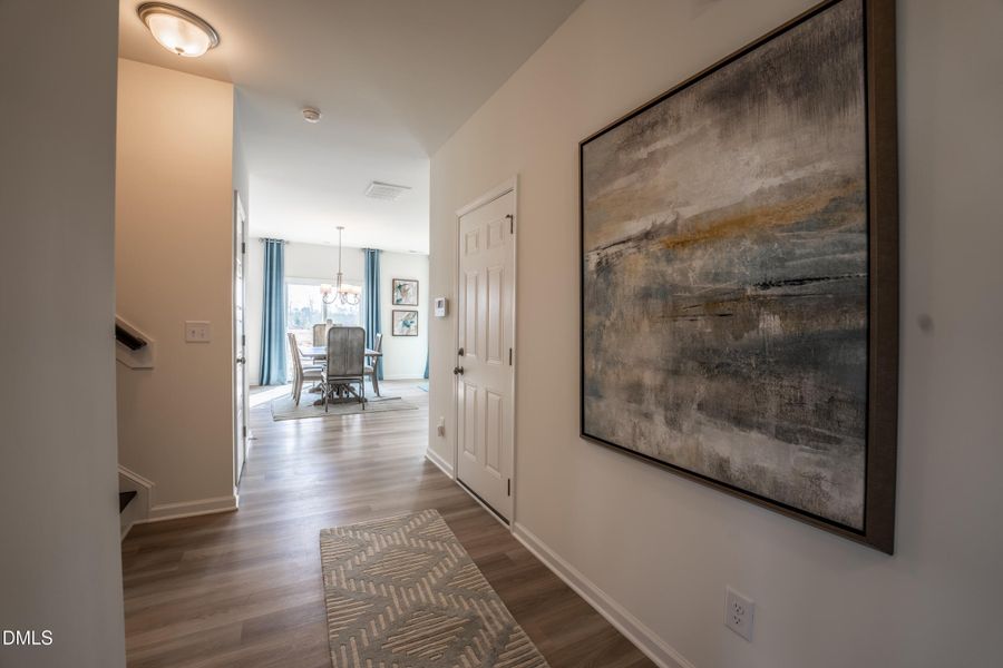 005_King_Foyer 005_King_Foyer