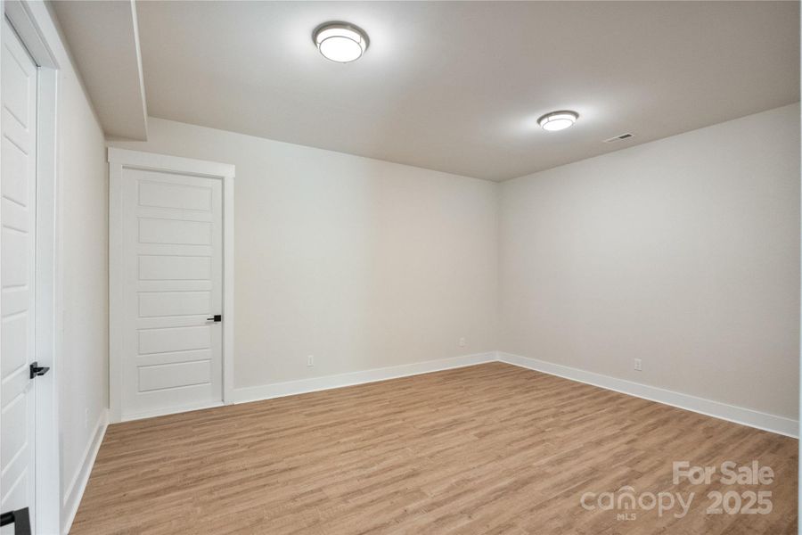 Spacious, unfurnished interior of a new home in , Fort Mill (Image 19).
