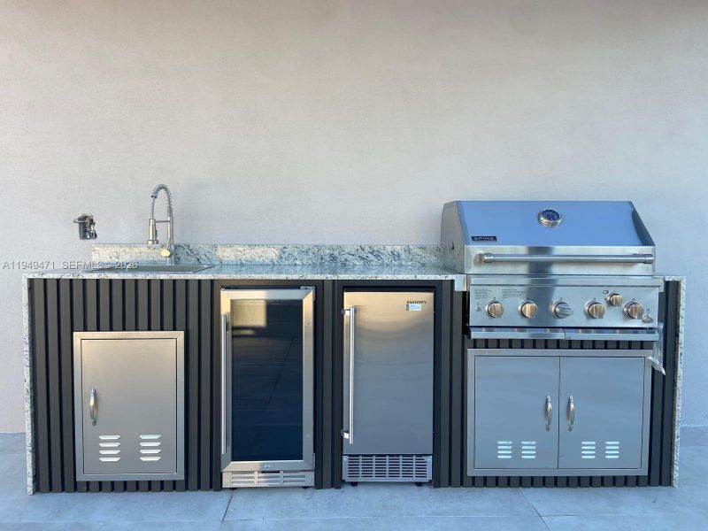 Image 21 of a home in .