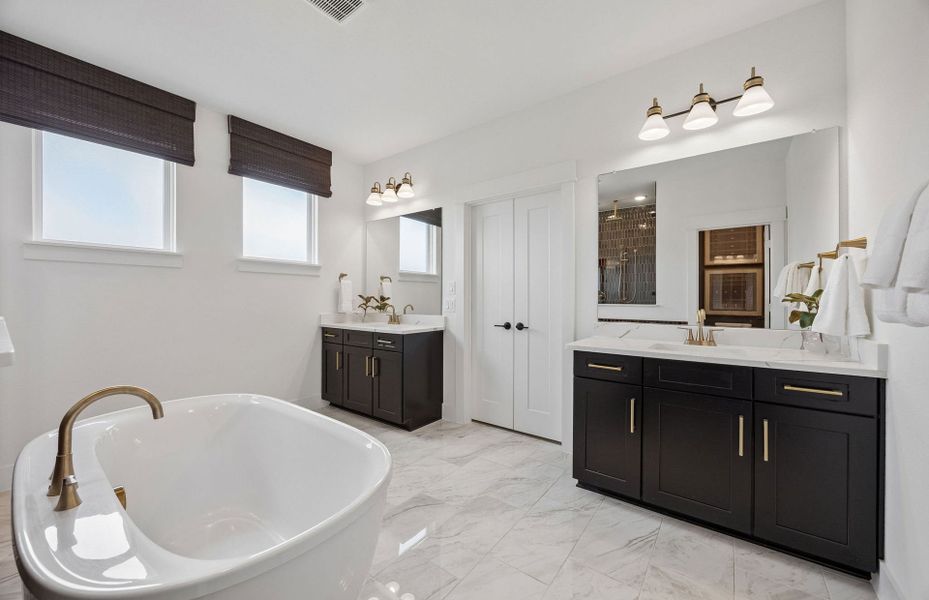 Representative furnished interior of a home built from the Gillett by Pulte Homes in Wilson Creek Meadows, Celina (Image 30).