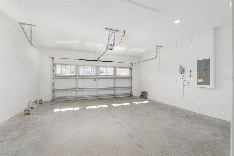 Spacious, unfurnished interior of a new home in , Ocala (Image 48). Spacious, unfurnished interior of a new home in , Ocala (Image 48).