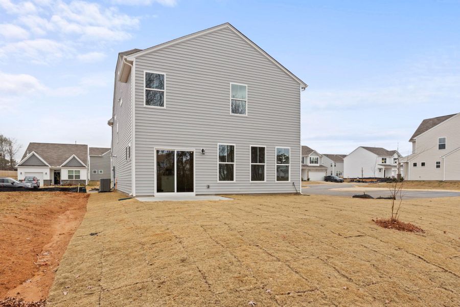Exterior details and patio area of a home in Bellevue, Greenville (Image 21).