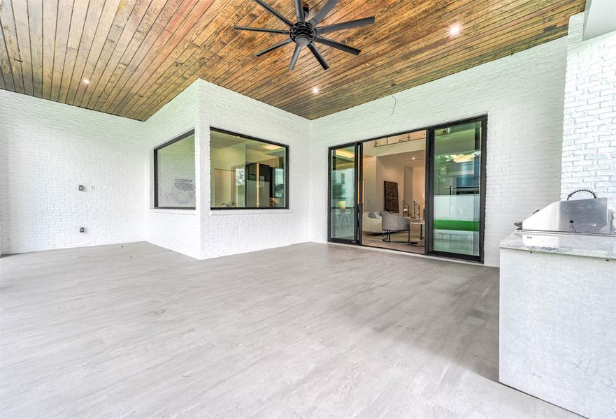 Image 44 of a home in .