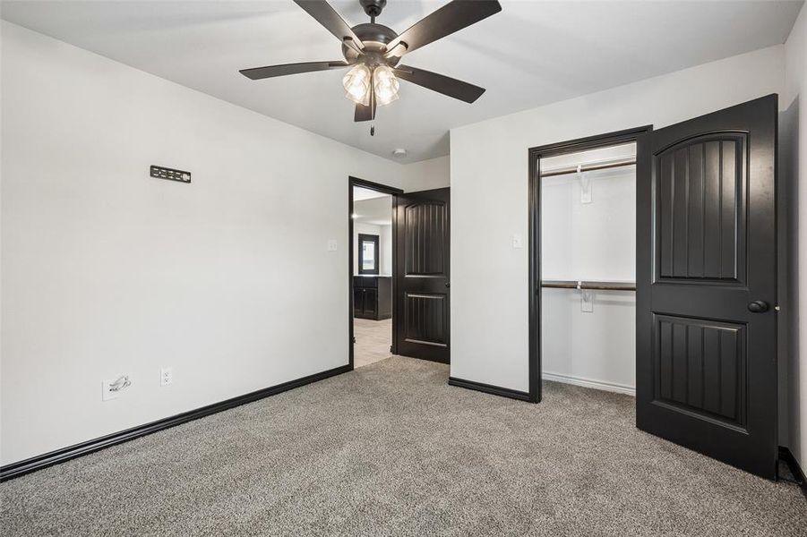 Spacious, unfurnished interior of a new home in , Springtown (Image 25).