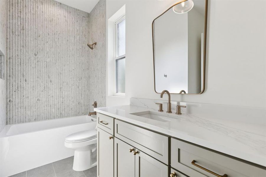 Furnished interior view inside a new home in , Dallas (Image 7).