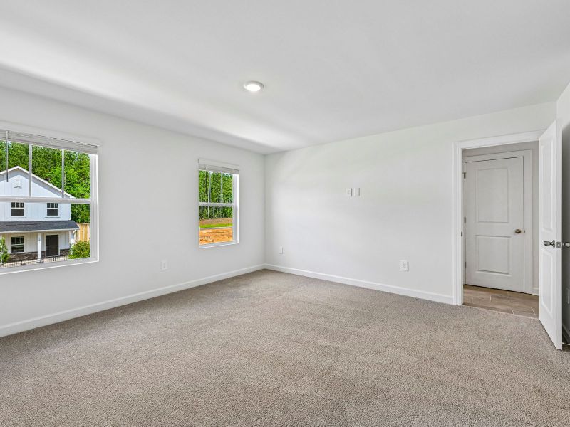 Spacious, unfurnished interior of a new home in Nolen Farm, Gastonia (Image 13). Spacious, unfurnished interior of a new home in Nolen Farm, Gastonia (Image 13).