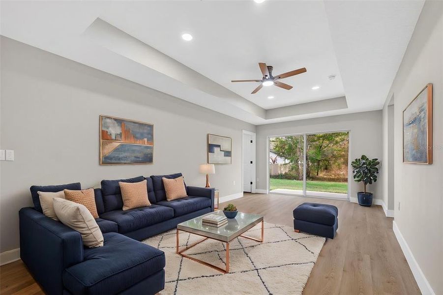 Furnished interior view inside a new home in , Orlando (Image 37).