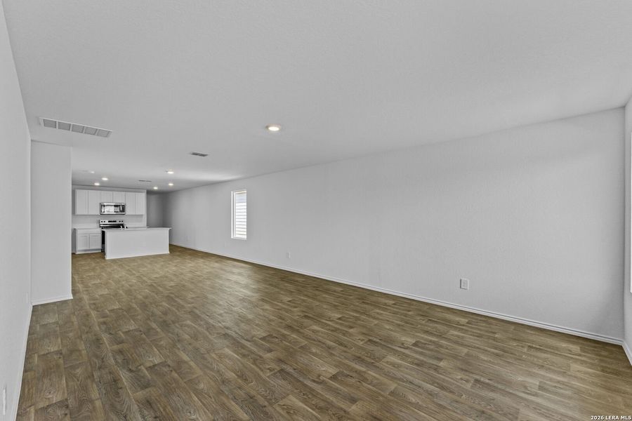 Spacious, unfurnished interior of a new home in Sereno Springs, Converse (Image 23). Spacious, unfurnished interior of a new home in Sereno Springs, Converse (Image 23).