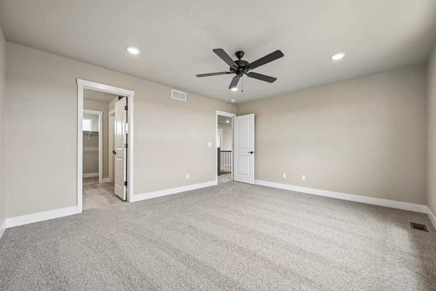Spacious, unfurnished interior of a new home in The Glen, Colorado Springs (Image 45). Spacious, unfurnished interior of a new home in The Glen, Colorado Springs (Image 45).