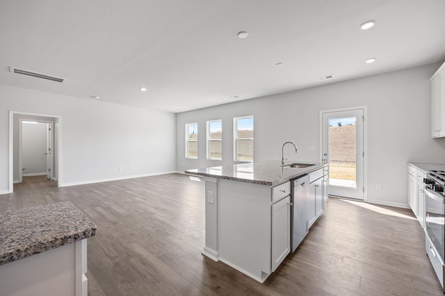 2,571sf New Home in York, SC.  - Slide 6