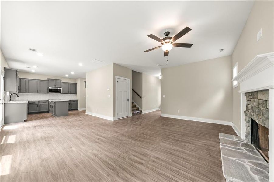 Spacious, unfurnished interior of a new home in Benson Estates, Dallas (Image 19).
