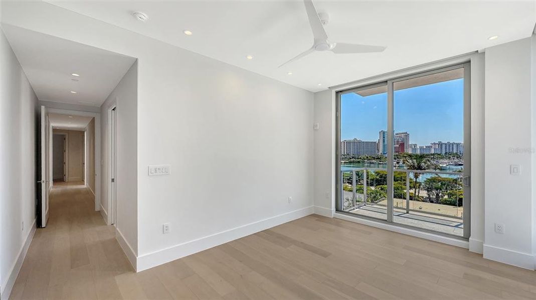 Spacious, unfurnished interior of a new home in , Sarasota (Image 29). Spacious, unfurnished interior of a new home in , Sarasota (Image 29).