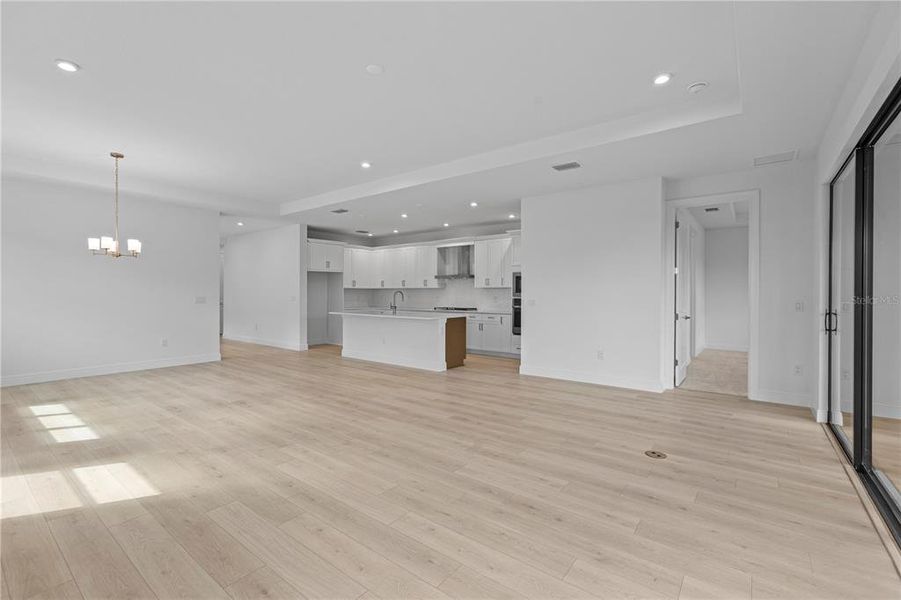Spacious, unfurnished interior of a new home in Woodland Preserve, Parrish (Image 19).