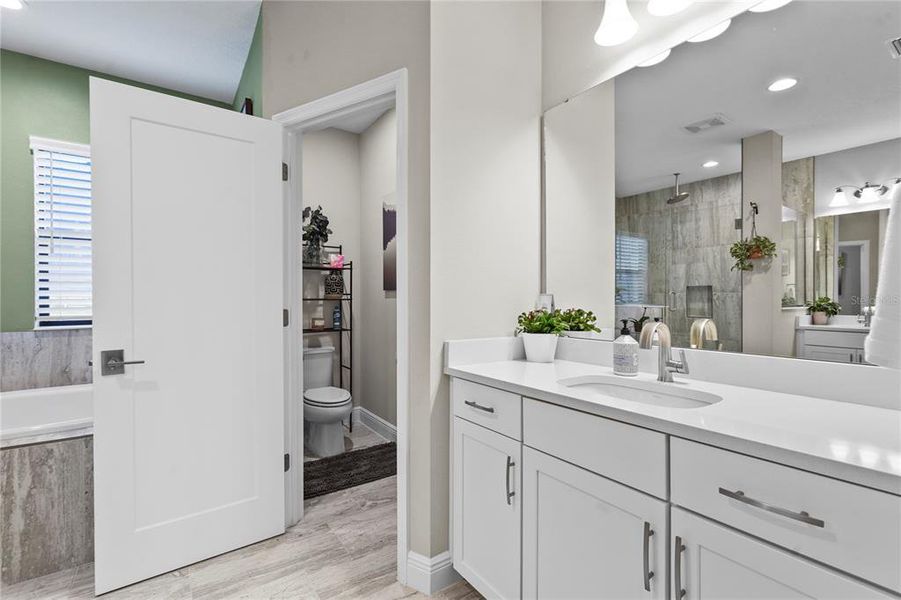Furnished interior view inside a new home in , Parrish (Image 41).