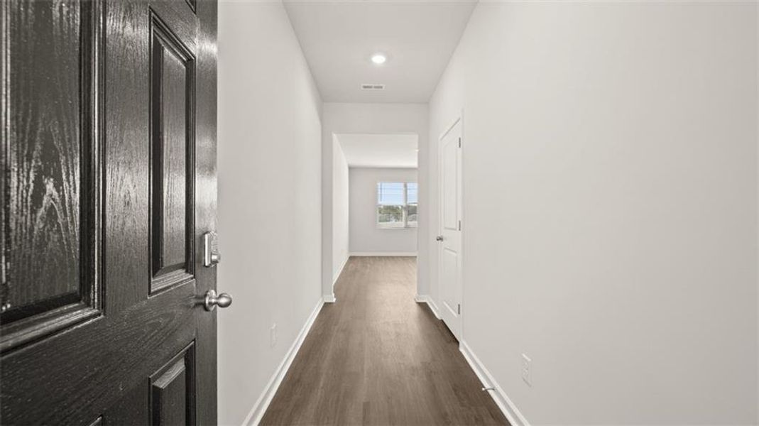 Spacious, unfurnished interior of a new home in , Stockbridge (Image 18).