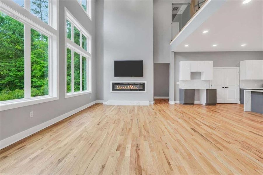 Spacious, unfurnished interior of a new home in , Atlanta (Image 25).