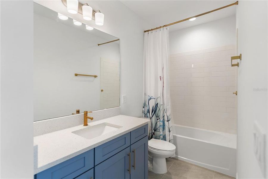 Furnished interior view inside a new home in , Bradenton (Image 42).