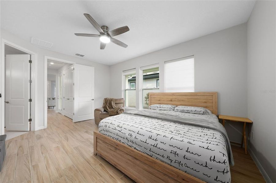 Furnished interior view inside a new home in , St. Cloud (Image 4).