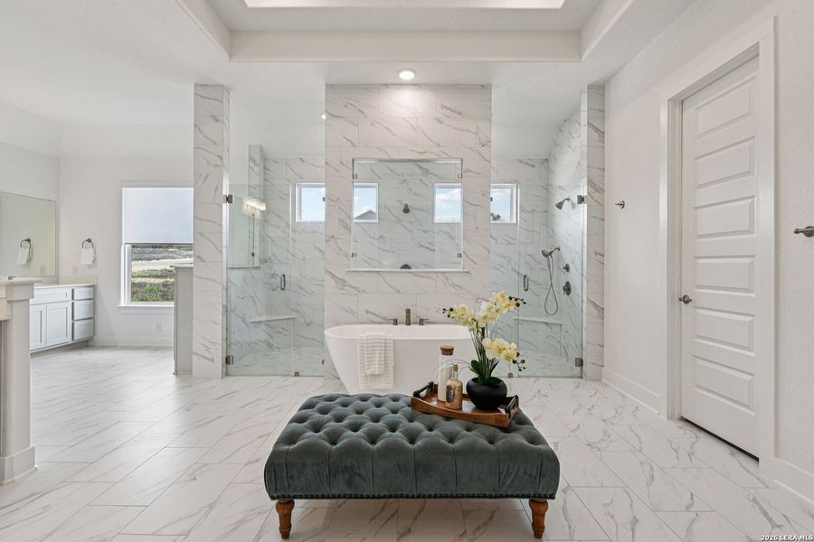 Furnished interior view inside a new home in Waldsanger, New Braunfels (Image 16).