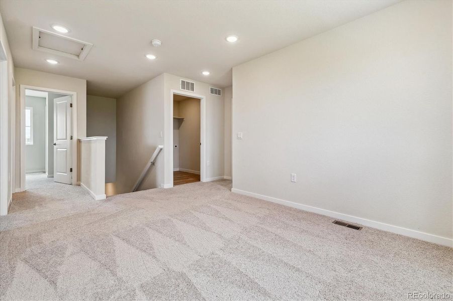 Spacious, unfurnished interior of a new home in Spring Valley Ranch, Elizabeth (Image 19).